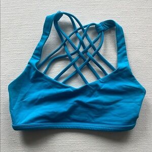 Blue lululemon free to be bra